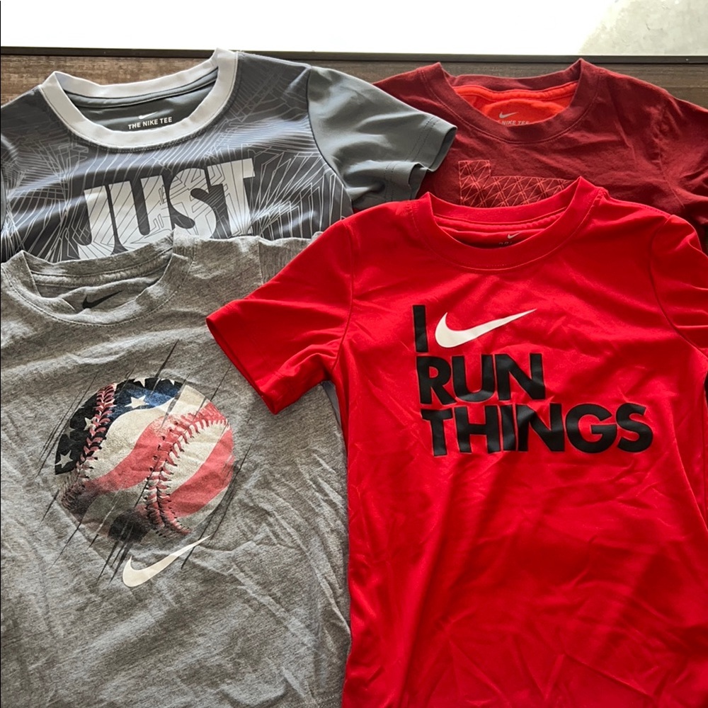 Nike Short Sleeve Tees Red and Gray